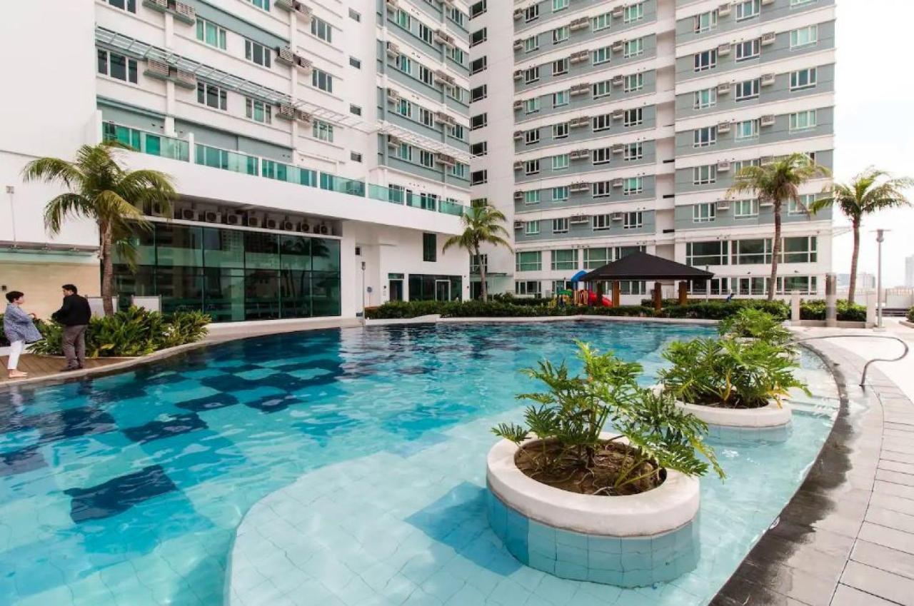 Amora Suites At The Beacon Makati Manila Exterior foto